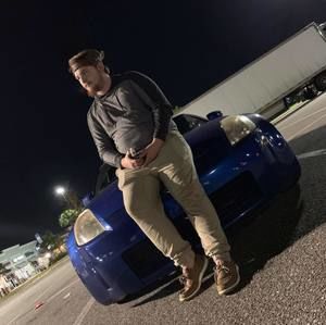 Meet your Posher, Christopher